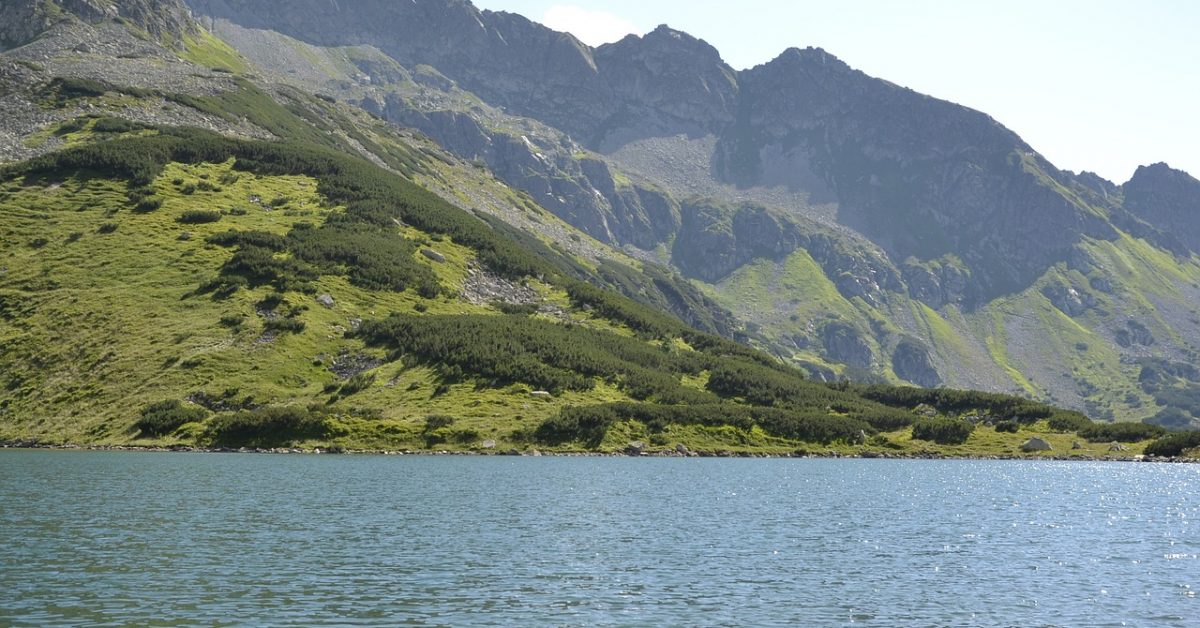 Zakopane dla narciarzy: noclegi blisko stoków
